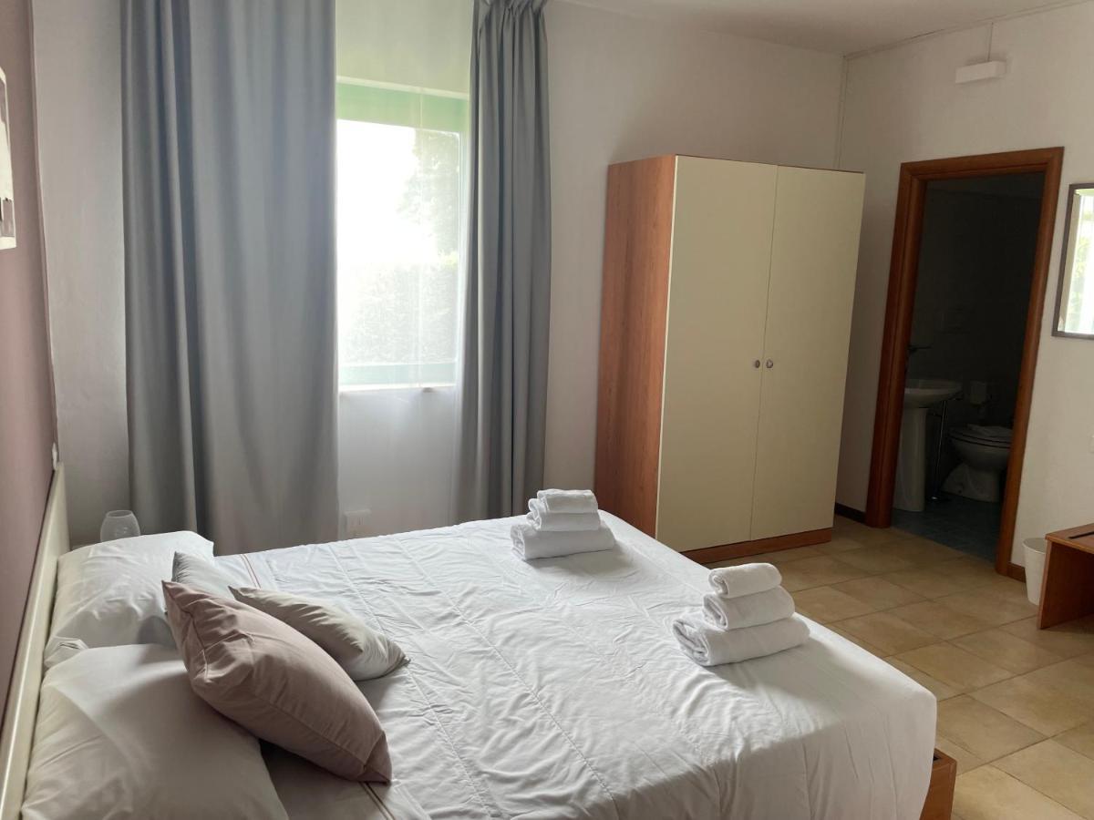 Sportland Hotel Colle Val D'Elsa Bagian luar foto