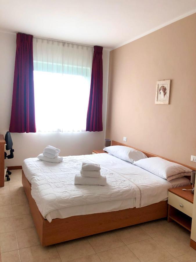 Sportland Hotel Colle Val D'Elsa Bagian luar foto